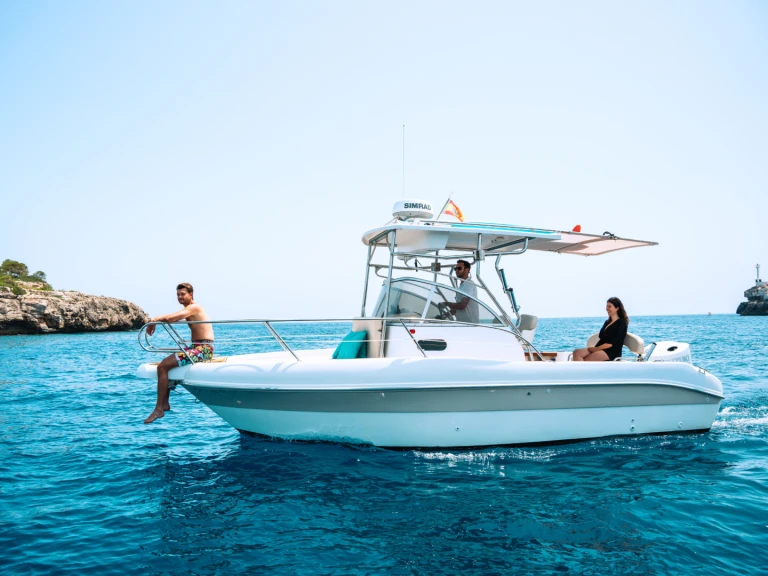 Alquiler de Capelli Cap 23 WA en Marina De Cala D'Or