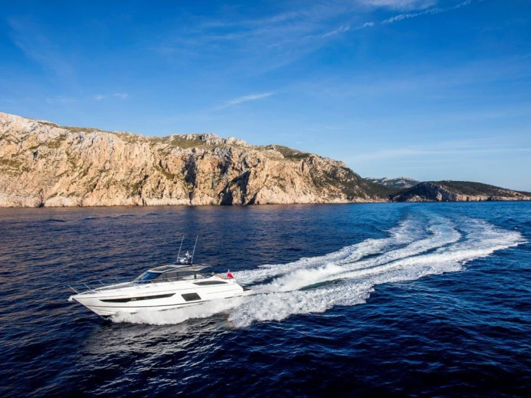 Lancha para alquilar Marina Botafoch al mejor precio