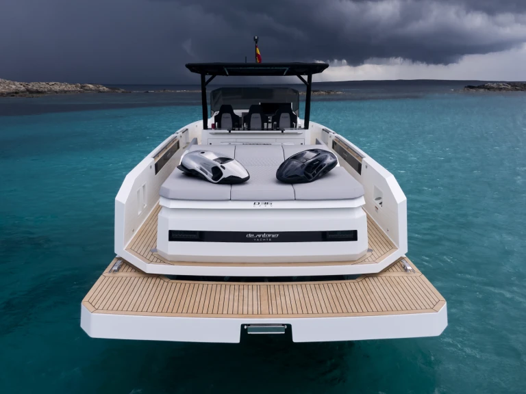 Alquiler Lancha De Antonio con o sin  título de navegación