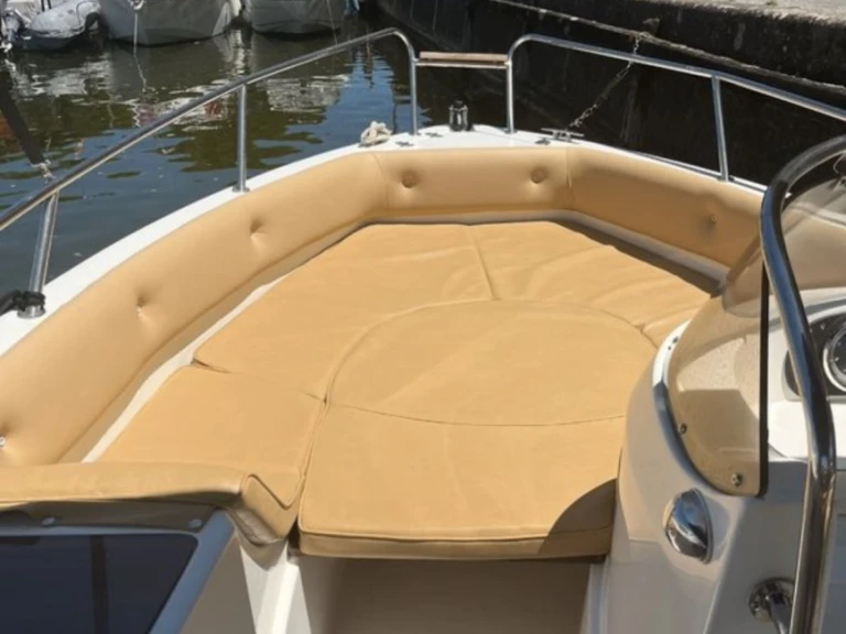 Alquiler de Cantiere Nautico Trimarchi AS MARINE 590  en Carnon-Plage