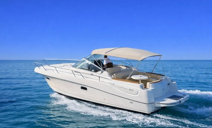 Alquiler de Jeanneau Leader 805 en Mandelieu-la-Napoule