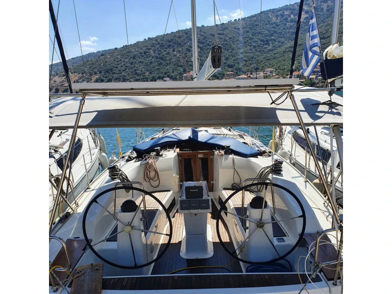 Velero para alquilar Lefkáda al mejor precio