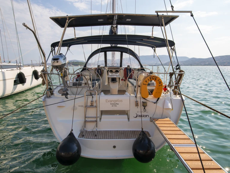Alquiler Deme of Volos - Jeanneau Sun Odyssey 43 en SamBoat