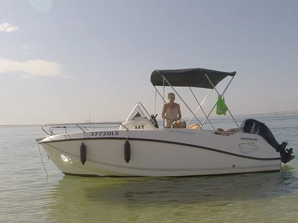 Quicksilver Activ 505 Open de alquiler a Olhão