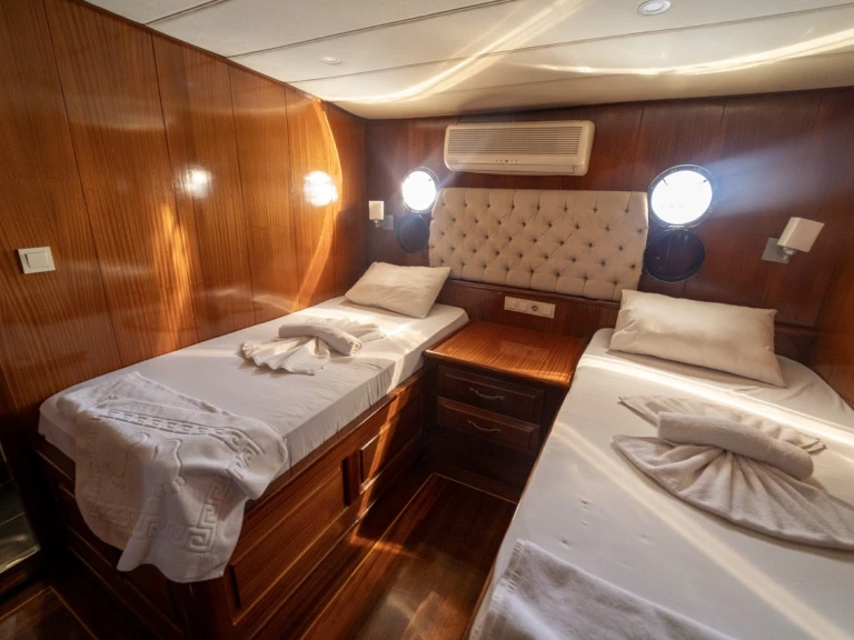  Gulet Queen Lila de alquiler a Fethiye