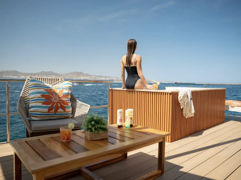 Alquiler de Custom Made 40 en Cabo San Lucas