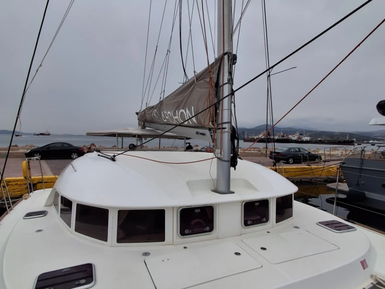 Alquiler de Lagoon 410 en Paros Port