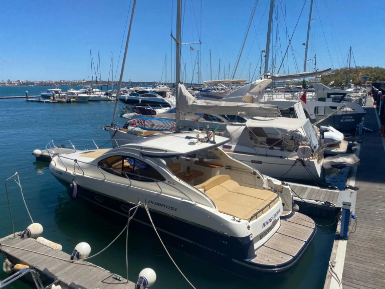 PRIMATIST By Bruno Abbate G41 Aerotopo. de alquiler a Lisboa