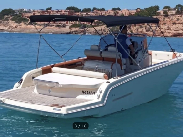 Invictus  280 SX exclusiv de alquiler a Palma de Mallorca