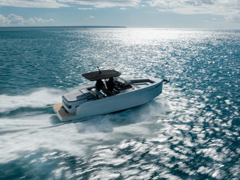 Alquiler de Lancha, con o sin patrón De Antonio Marina Botafoch