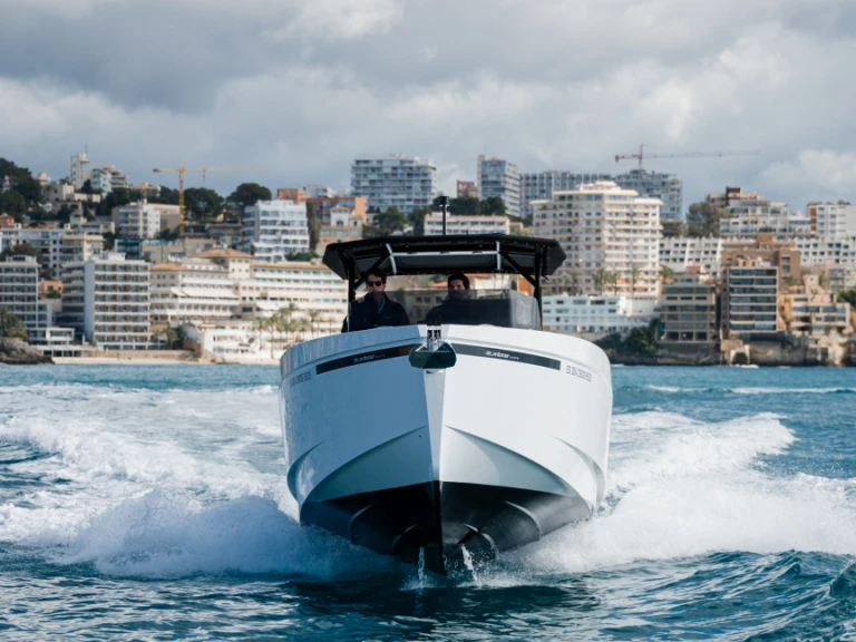 Alquiler Lancha De Antonio con o sin  título de navegación