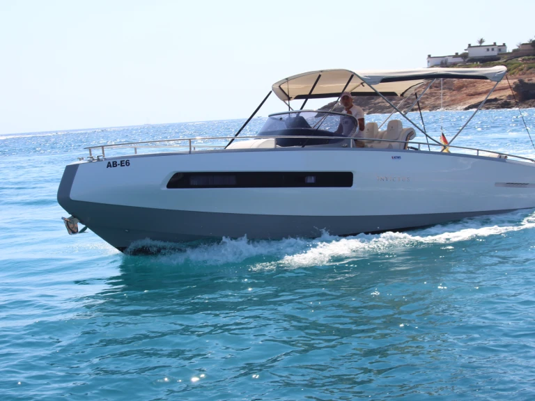 Lancha para alquilar El Toro al mejor precio