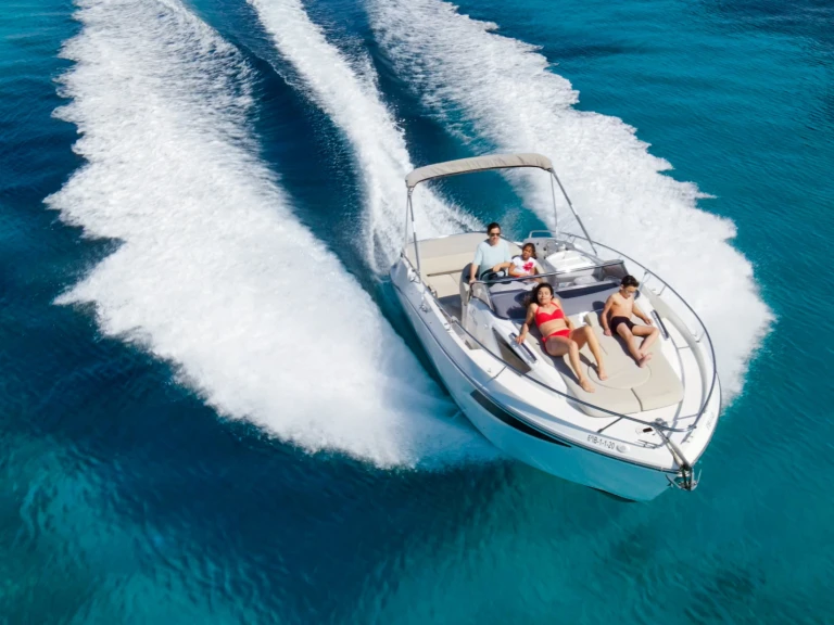 Alquiler de embarcaciones Cranchi Endurance 30 enMarina Botafoch en Samboat