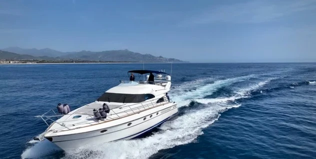 Alquiler de Lancha, con o sin patrón Fairline Milazzo