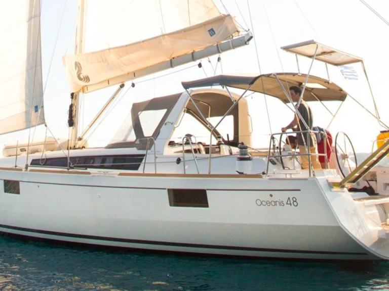 Bénéteau Oceanis 48 de alquiler a Cagliari