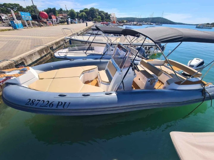 Alquiler Medulin - Marlin Boat 790 Dynamic Open en SamBoat