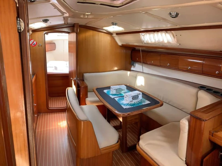 Alquiler Volos - Bavaria Bavaria 38 en SamBoat