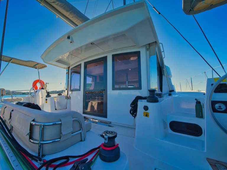 Alquiler de barcos Gouviá barato de Bali Catsmart