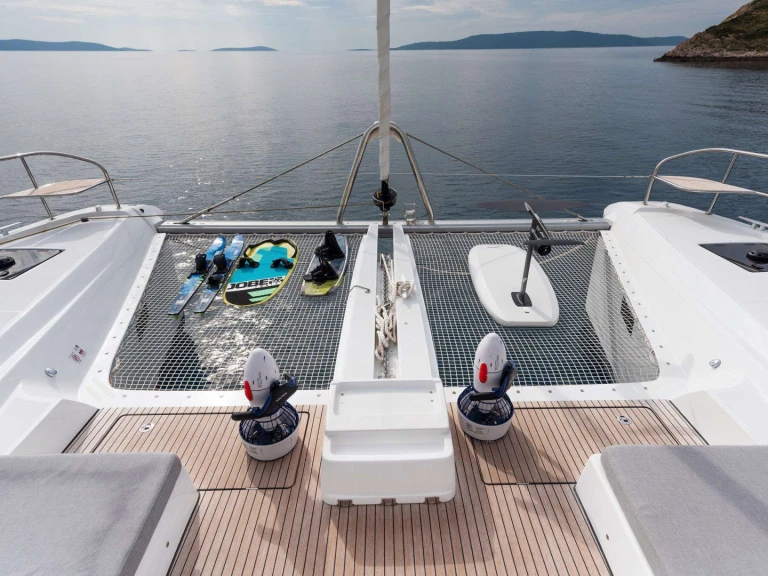 Lagoon LADY M de alquiler a Trogir