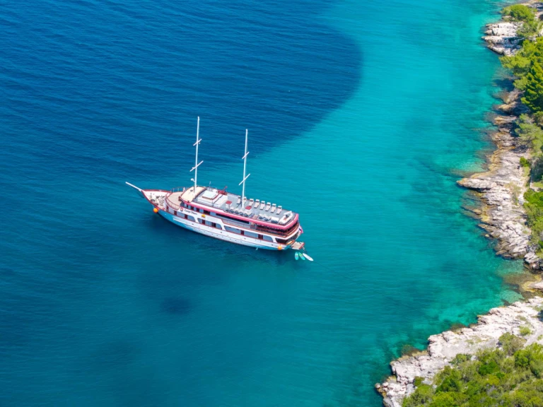 Alquiler de embarcaciones  Custom Built Aluminum Cutter Carpe Diem enOmiš en Samboat