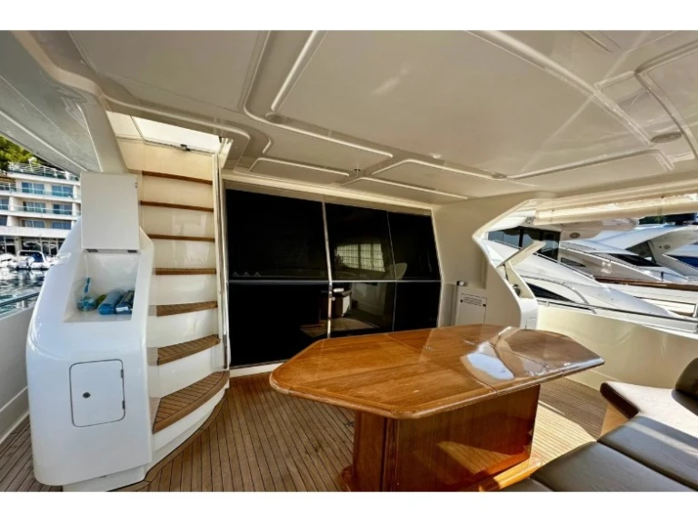 Alquiler de embarcaciones Fairline Ferretti 730 Fly enMilazzo en Samboat