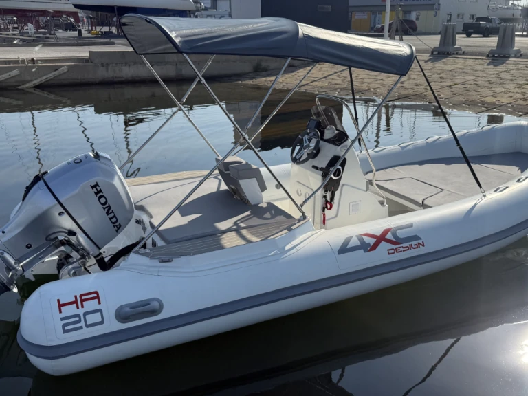Alquiler de barcos Port Leucate barato de Wave 20