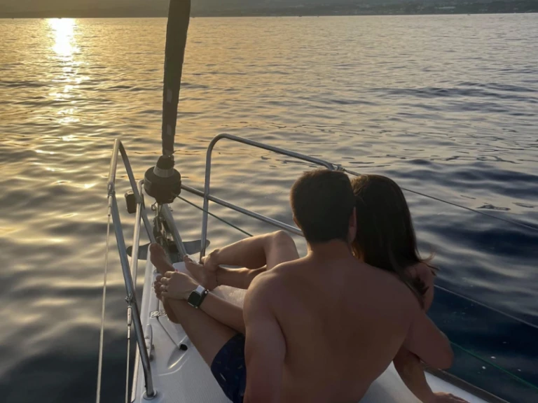 Alquiler Velero en Marbella - Elan Elan 37