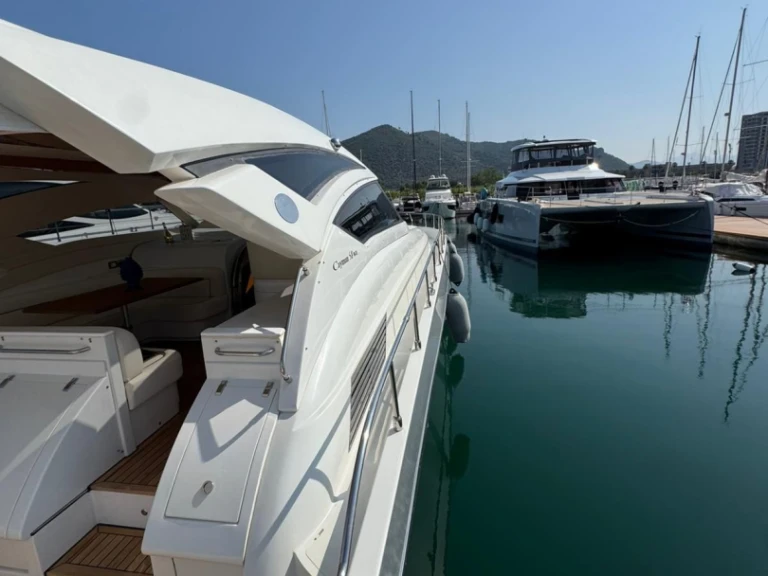 Alquiler de Cayman Yacht BoatVibe 58ft en Amalfi