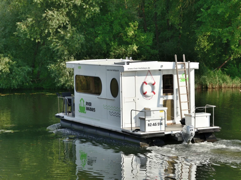 Alquiler de embarcaciones A Rollyboot enLübz en Samboat