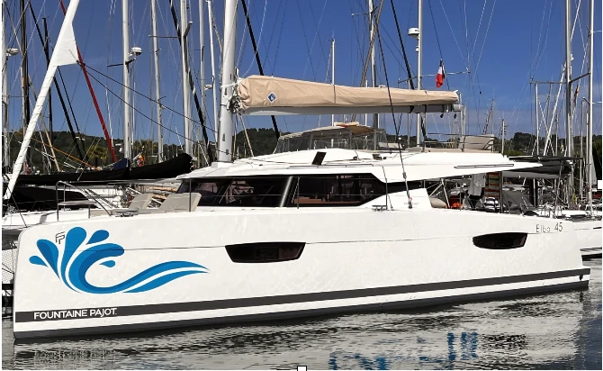 Alquiler Catamarán Fountaine Pajot con o sin  título de navegación