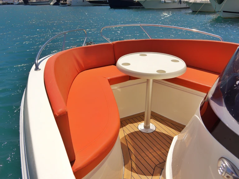 Lancha para alquilar Puerto Deportivo de Marbella al mejor precio