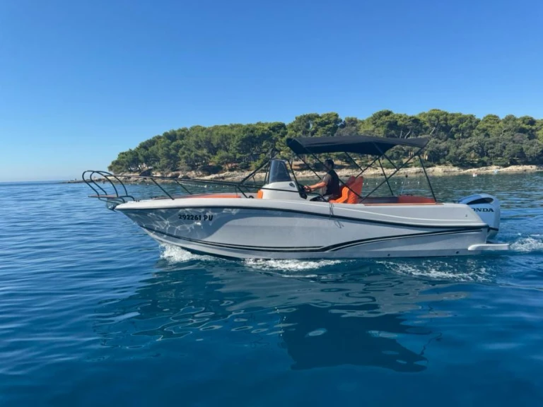 Alquiler Lancha Jeanneau con o sin  título de navegación