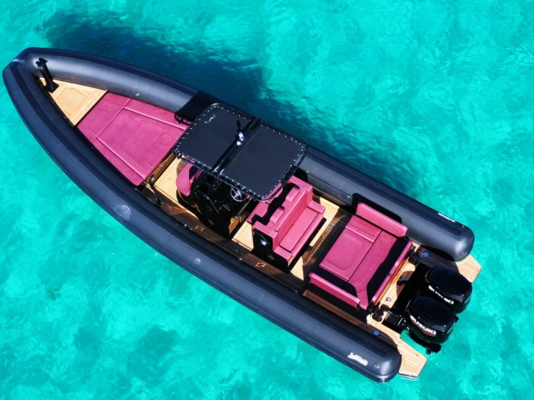 Alquiler de barcos Portisco barato de Sea Water Phantom 300