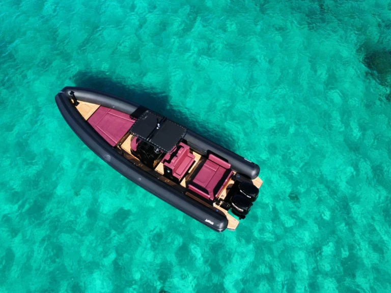 Alquiler Neumática en Portisco - Sea Water Sea Water Phantom 300