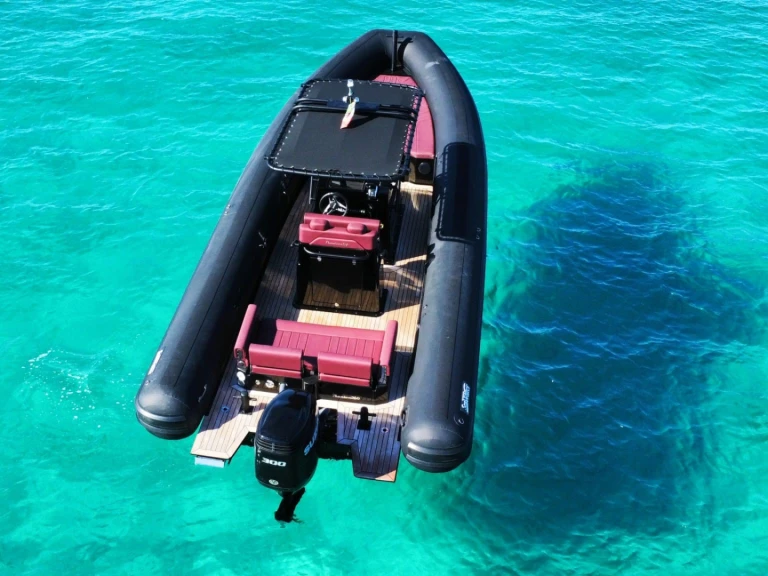 Alquiler de embarcaciones Sea Water Sea Water Phantom 260 enMarina di Portisco en Samboat