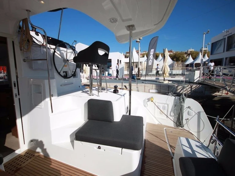 Alquiler de Lagoon Lagoon 40 en Marina (Ciudad)