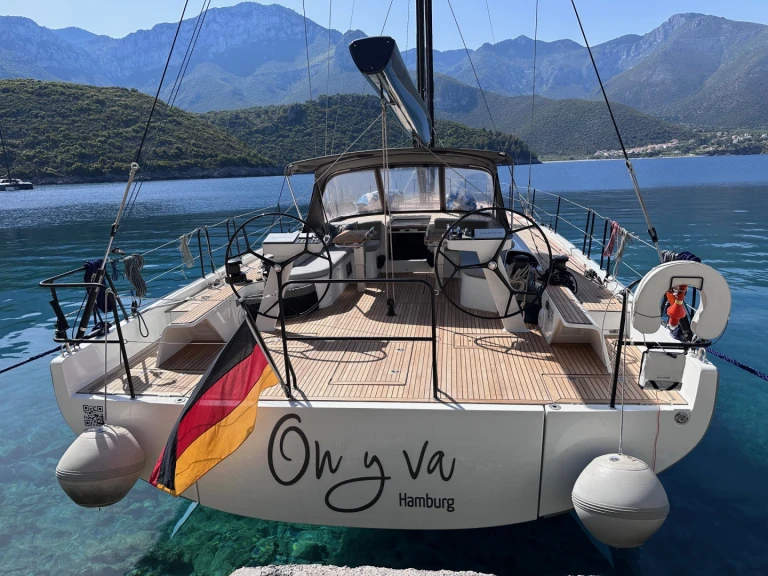 Bénéteau Beneteau 53 First Yacht de alquiler a Lávrio