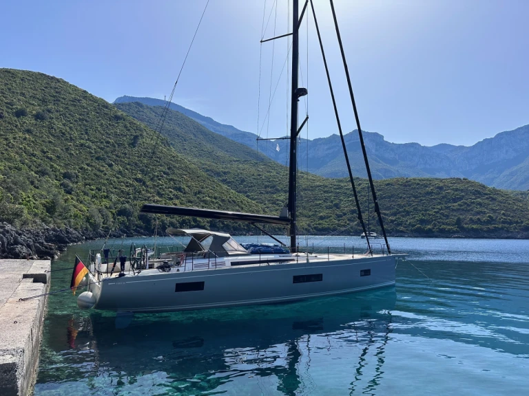 Alquiler de Bénéteau Beneteau 53 First Yacht en Lávrio