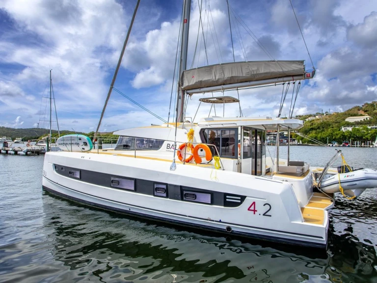 Alquiler de embarcaciones Bali Bali 4.2 O.V enSaint Thomas en Samboat