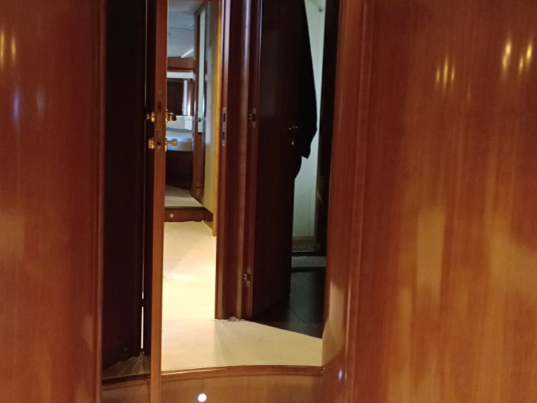 Alquiler de Yate de lujo, con o sin patrón Bayliner Trapani