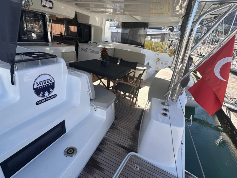 Alquiler de embarcaciones Lagoon Lagoon 46 enFethiye en Samboat