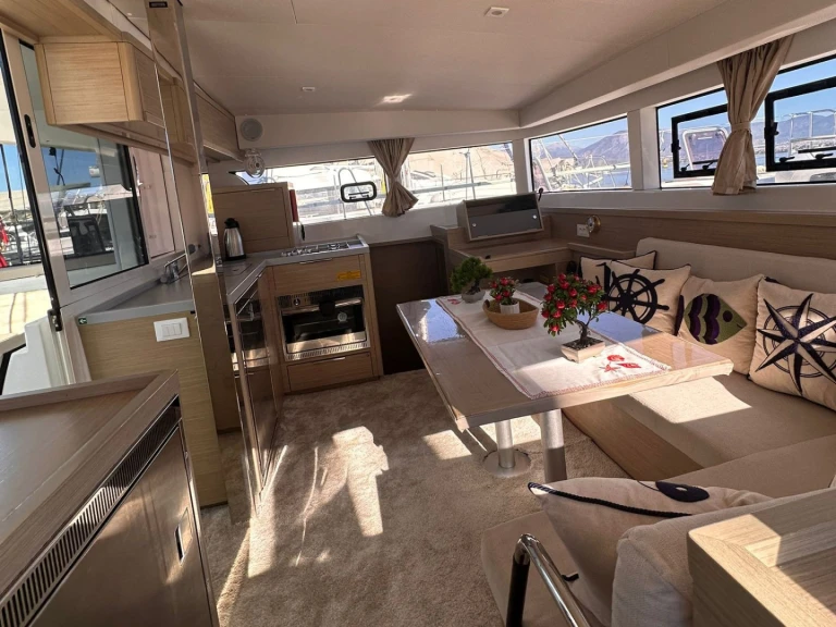 Alquiler de Catamarán, con o sin patrón Lagoon Fethiye