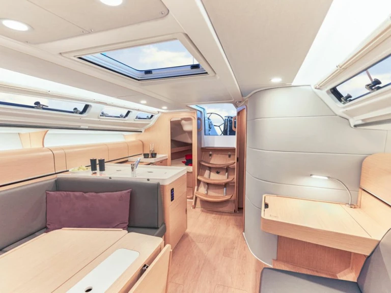 Alquiler Rovinj - Dehler Dehler 38 SQ en SamBoat