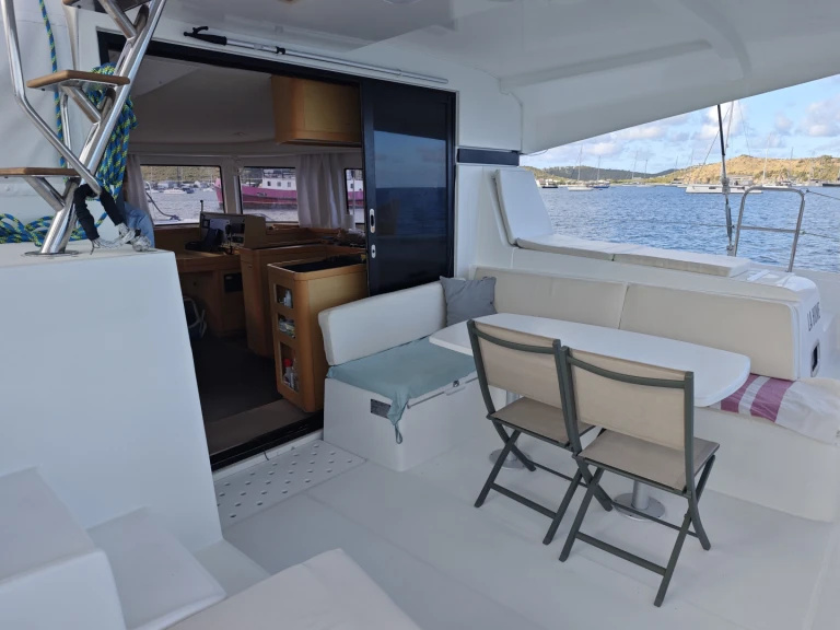 Catamarán para alquilar Marigot al mejor precio