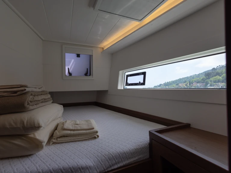 Alquiler de embarcaciones Lagoon Lagoon 40 enBocca di Magra en Samboat