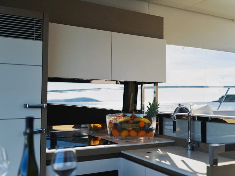 Alquiler de Jeanneau Prestige 520 S en Marina Lav