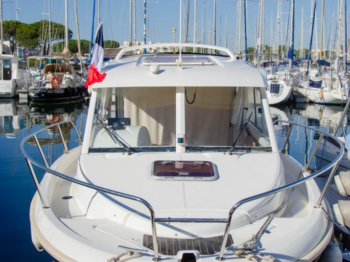 Jeanneau Merry Fisher 725 HB de alquiler a Port-Camargue