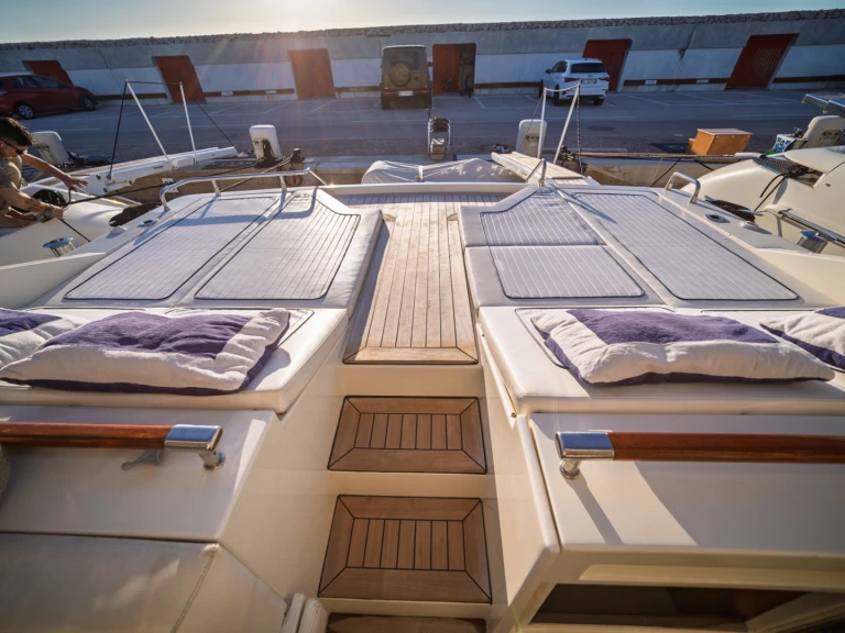 Alquiler Yate de lujo en Punta Ala - Cantieri-Di-Sarnico SARNICO 65