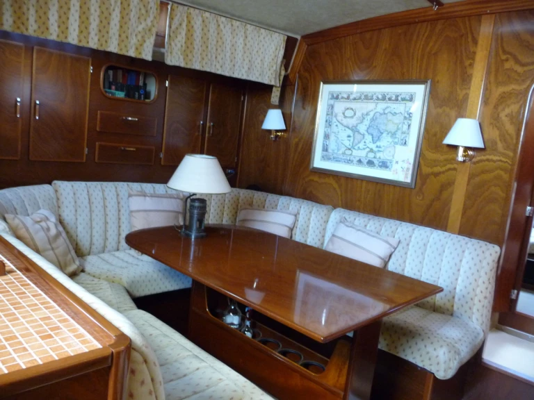 Alquiler de Velero, con o sin patrón Amel Punta Ala