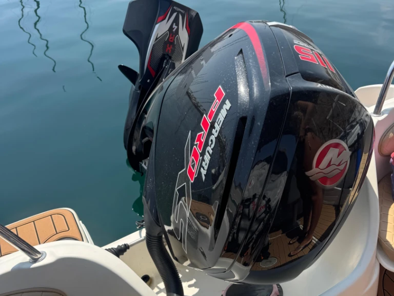 Alquiler de Lancha, con o sin patrón Bénéteau Puerto de Alicante